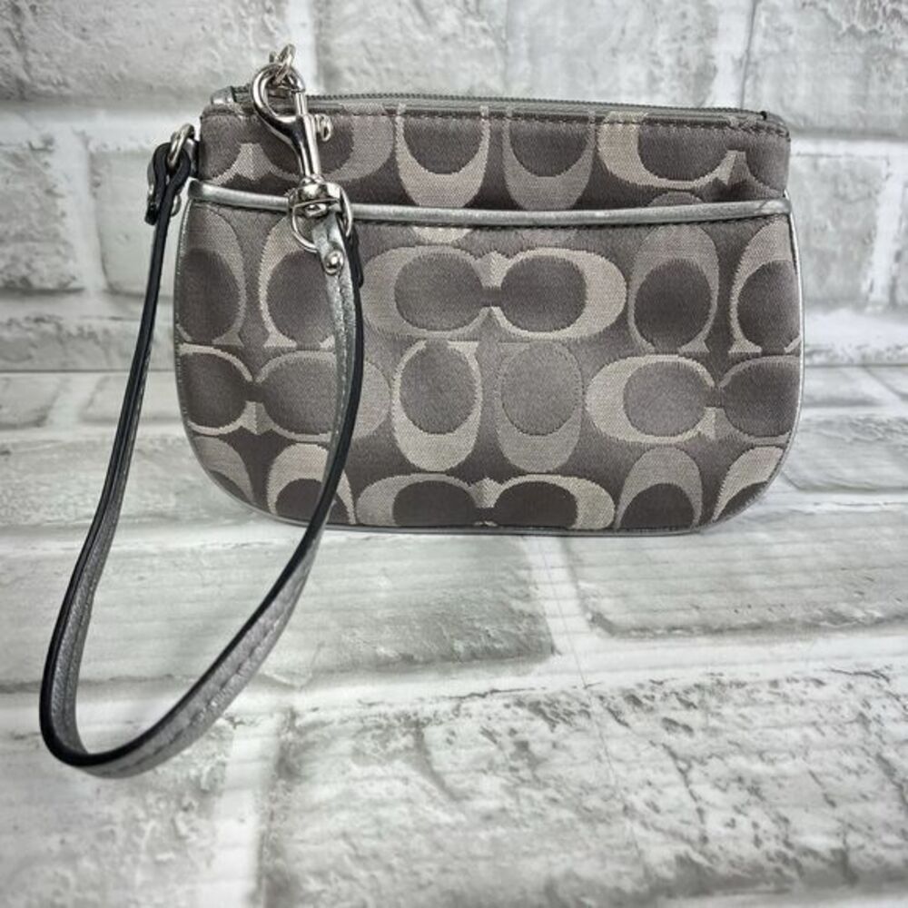 Coach Signature Jacquard Dark and Light Gray Small Wristlet